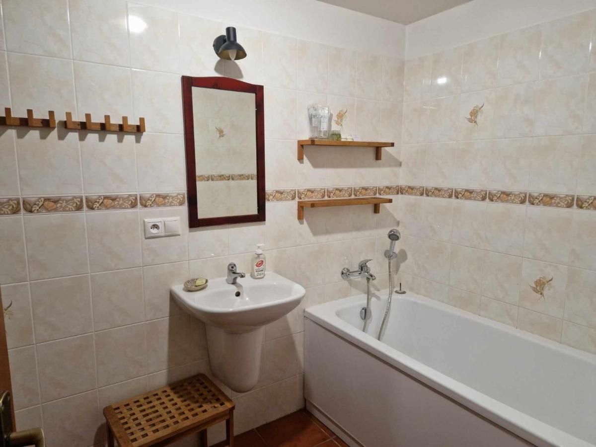 Dubacik Dovalovo Villa ลิปโตฟสกี ราโดค ภายนอก รูปภาพ